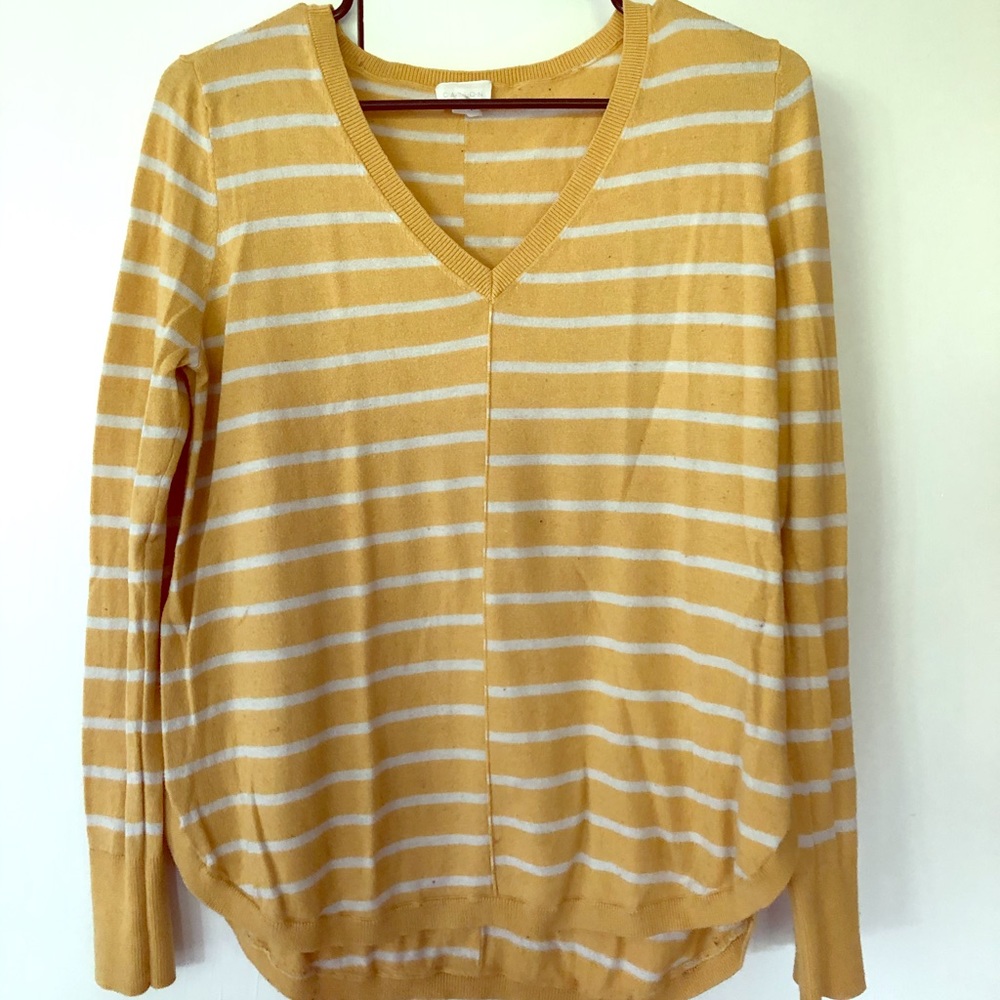 Lightweight sweater